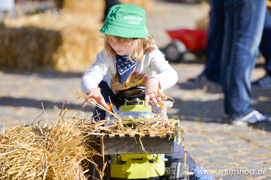 Bauernmarkt & Weinfest 2017 Trettraktor-Parcours