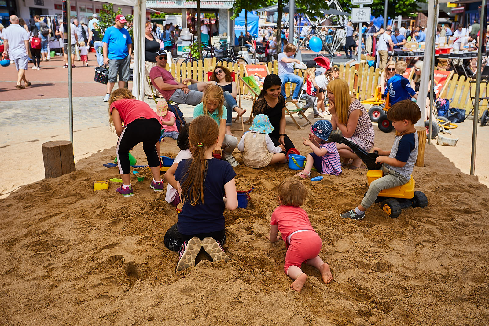 Tibargfest 2017 Riesen-Kinder-Sandkasten für die Kleinen