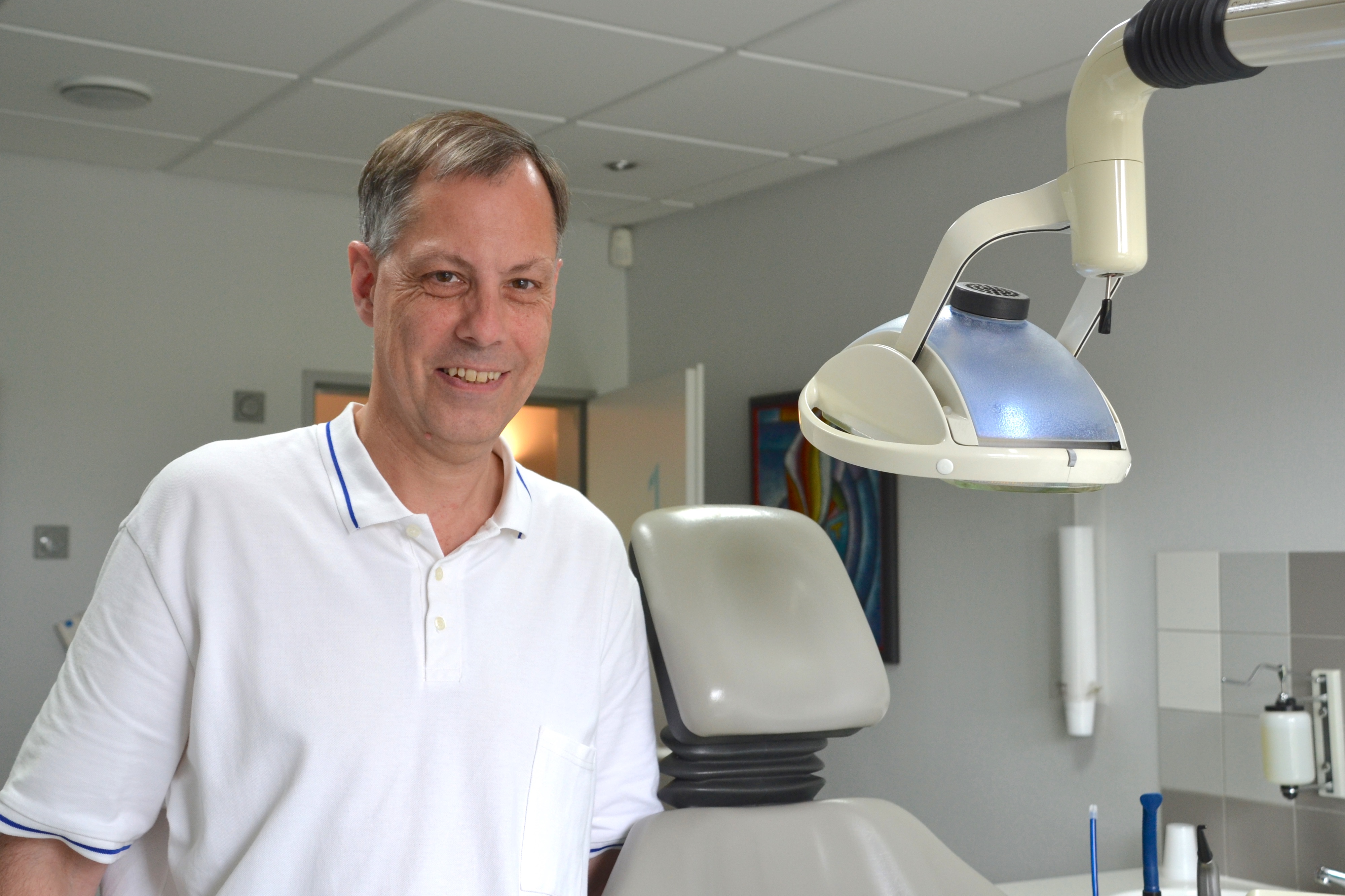 Zahnheilkunde Dr. Horstmann Zahnarzt Dr. Horstmann kümmert sich um Ihre Zahngesundheit