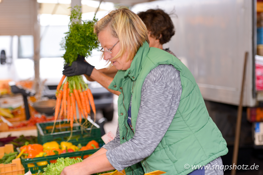 Obst- und Gemüsestand Buhr Immer viel zu tun beim Obst- und Gemüsestand Buhr